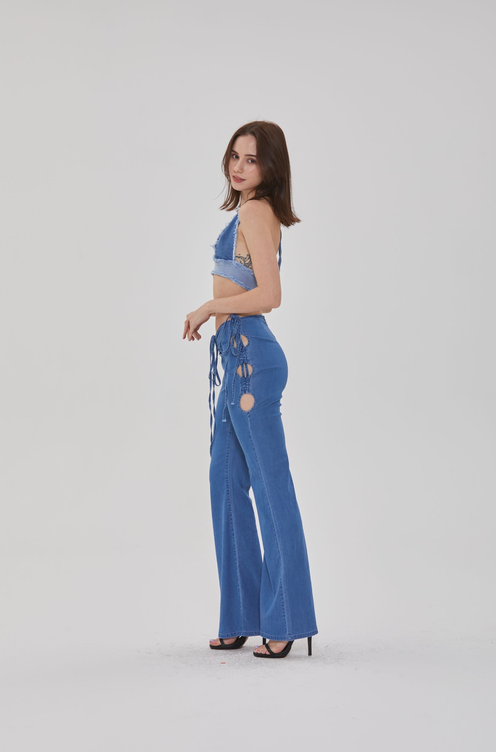 MID RISE DRAWSTRING FLARE LEG JEANS - Image 3