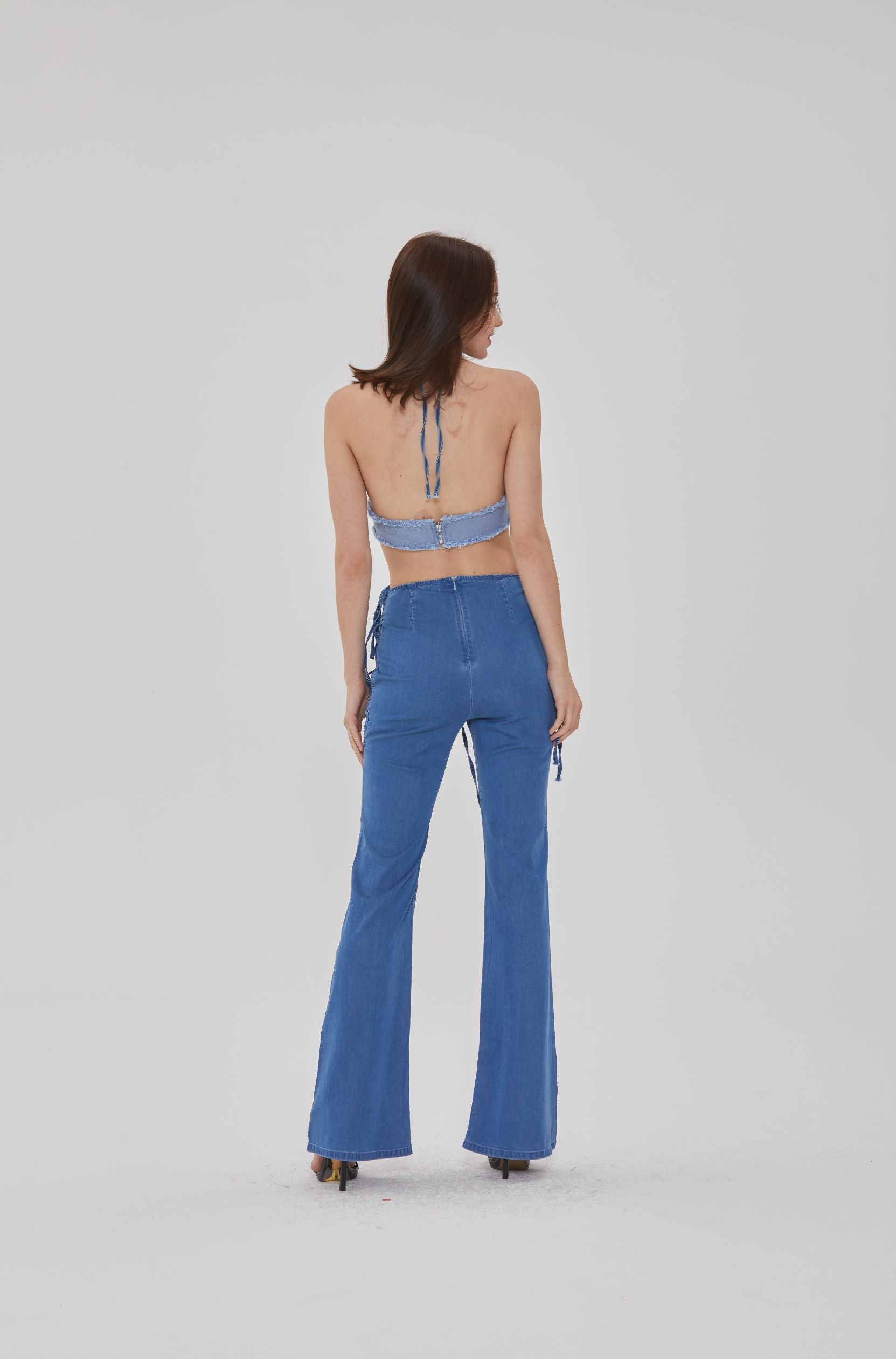 MID RISE DRAWSTRING FLARE LEG JEANS - Image 4
