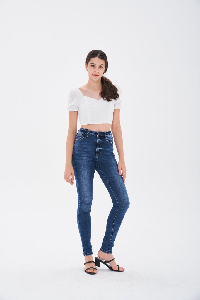 DARK SKINNY JEANS