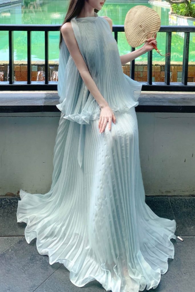 Sleeveless Elegant Top & Skirt Set